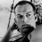 Hugo Weaving